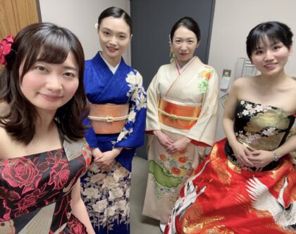 芸能大会にてなでしこオーケストラで生演奏