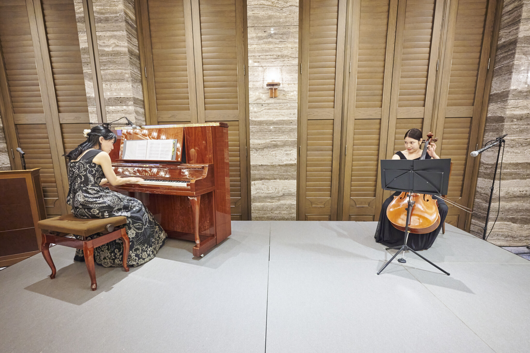 チェロとピアノの生演奏のご依頼をいただきました